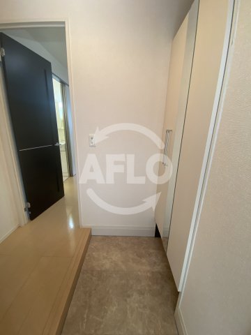 玄関　パライソ　玄関