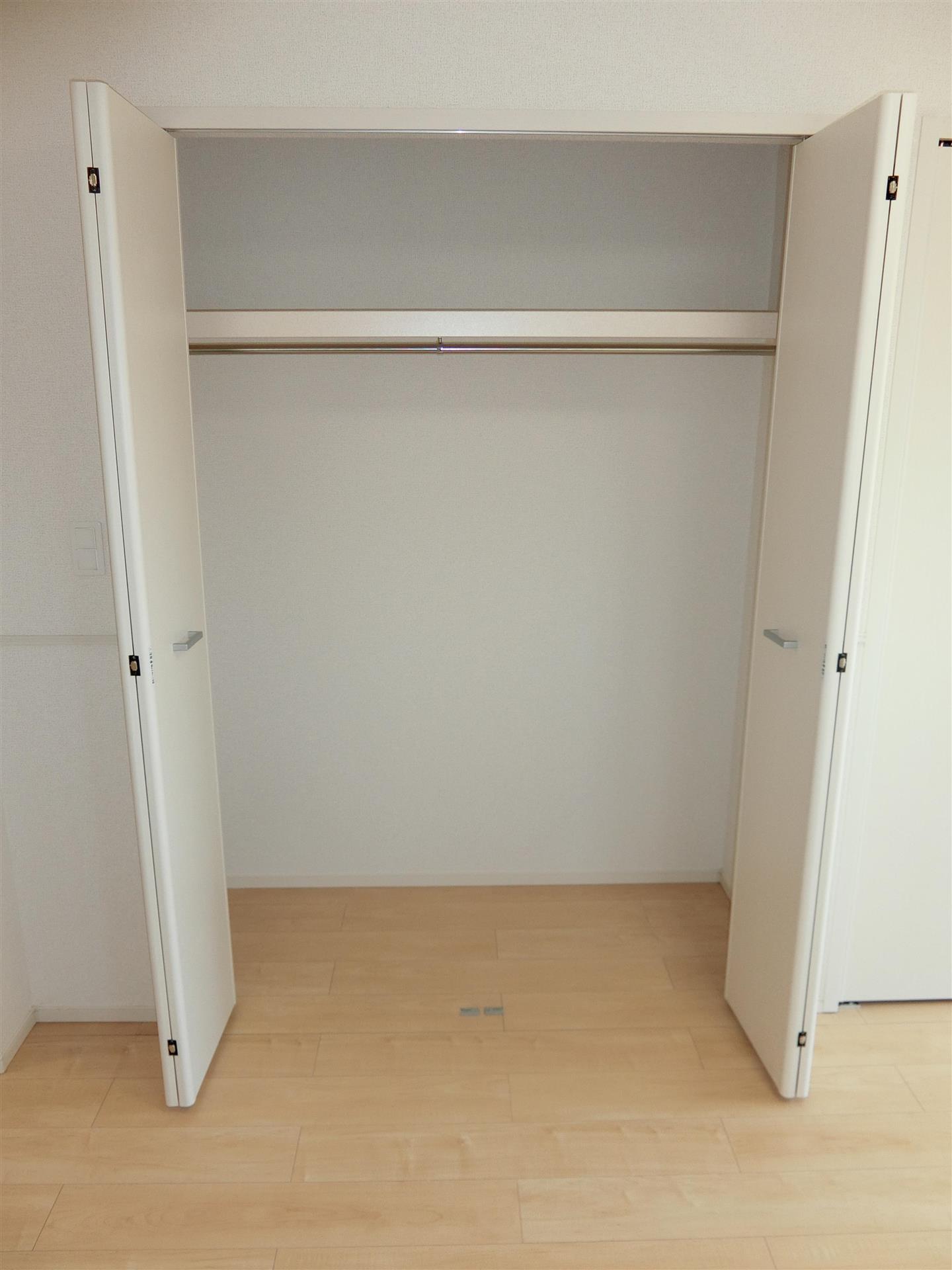 収納　鞄や小物も収納できるクローゼット♪