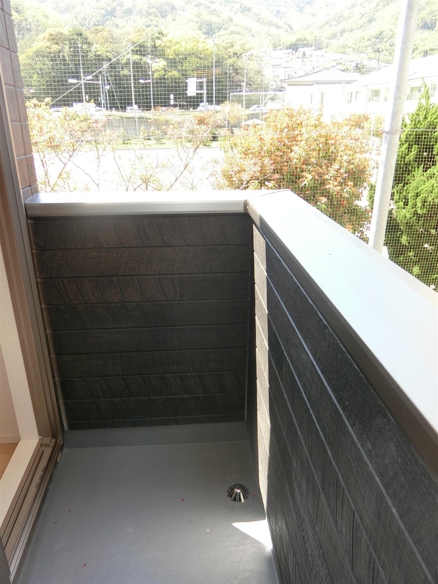 バルコニー　南東向きで日当たり良好のバルコニー♪