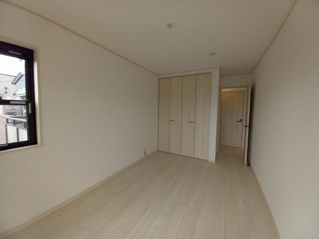 京阪本線 寝屋川市駅 バス乗車時間：13分 最寄りバス停で下車 徒歩4分 2階建 築1年の内装写真