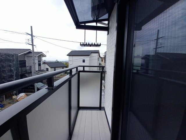 京阪本線 寝屋川市駅 バス乗車時間：13分 最寄りバス停で下車 徒歩4分 2階建 築1年の内装写真