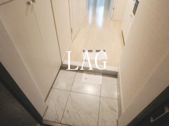 玄関　玄関です。