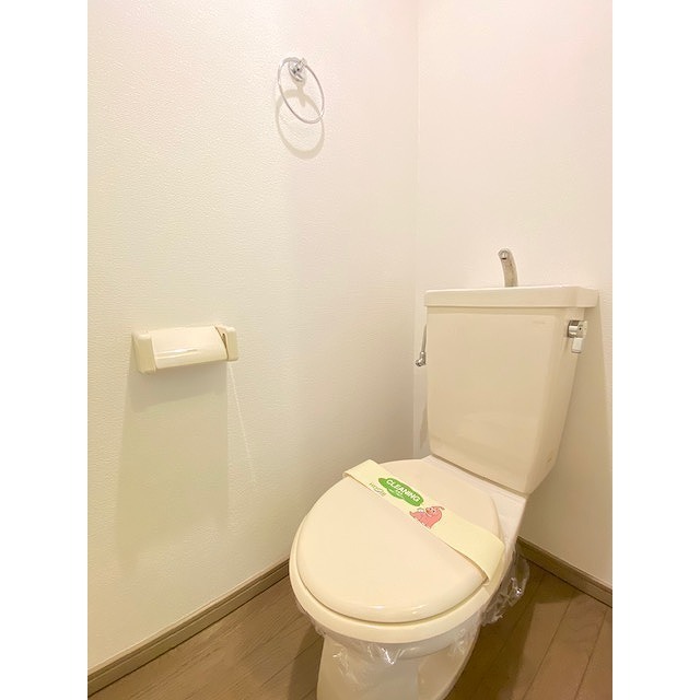 トイレ　バス・トイレ別は嬉しいですね^^