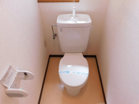 トイレ　※写真は他のお部屋です。