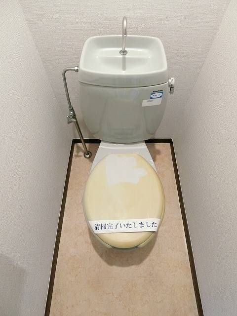 トイレ　※別部屋参考写真