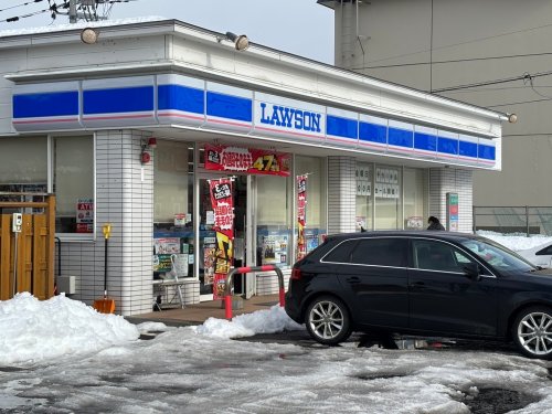 コンビニ　ローソン 釧路緑ヶ岡店（コンビニ）まで582m