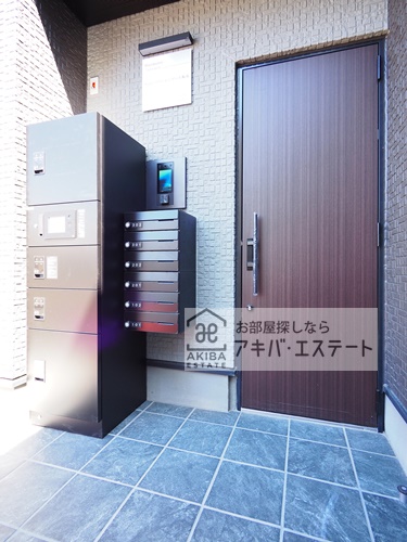 エントランス　※同一仕様写真