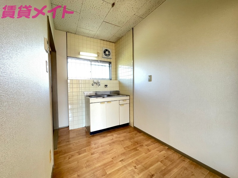キッチン　同型参考写真