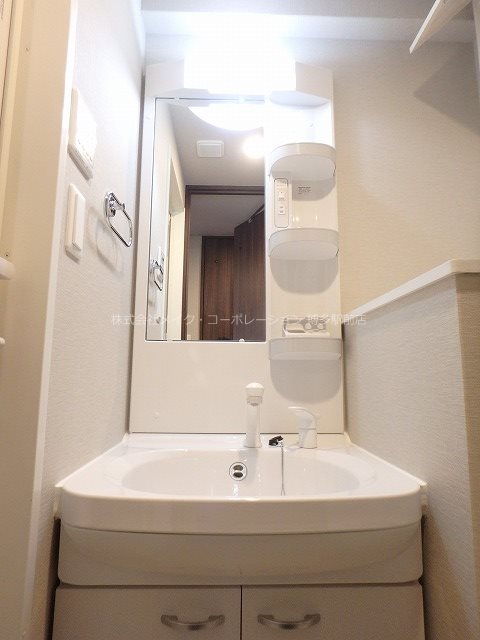 洗面設備　※写真は棟内別部屋参考写真