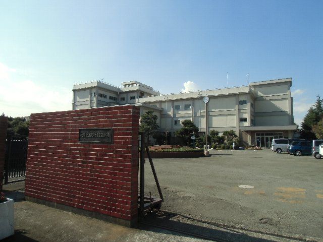 高校・高専　神奈川県立横須賀工業高校（高校・高専）まで2256m
