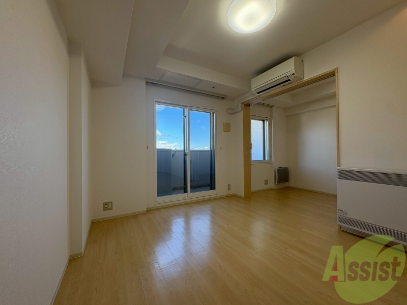 居室・リビング　広くてキレイなお部屋が広がっていて、充実した生活が送れそう。
