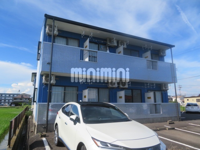 建物外観　南向きのマンション