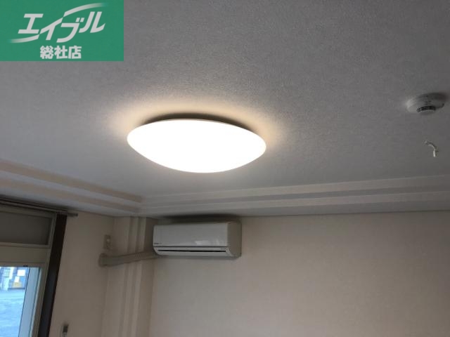 その他設備　照明器具