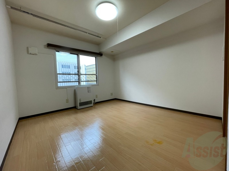 居室・リビング　広くてキレイなお部屋が広がっていて、充実した生活が送れそう。