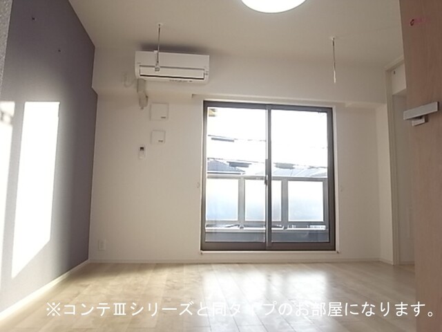 居室・リビング　同仕様写真