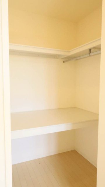 収納　掲載写真は同型モデルを掲載しており実際のお部屋と仕様等が異な