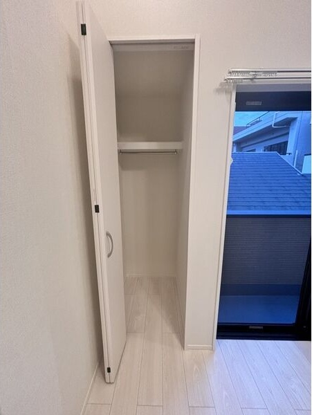 収納　※写真は同じマンションの違う部屋のものになります。