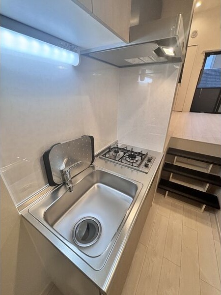 キッチン　※写真は同じマンションの違う部屋のものになります。