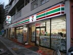 コンビニ　セブンイレブン大阪東中島1丁目店（コンビニ）まで58m