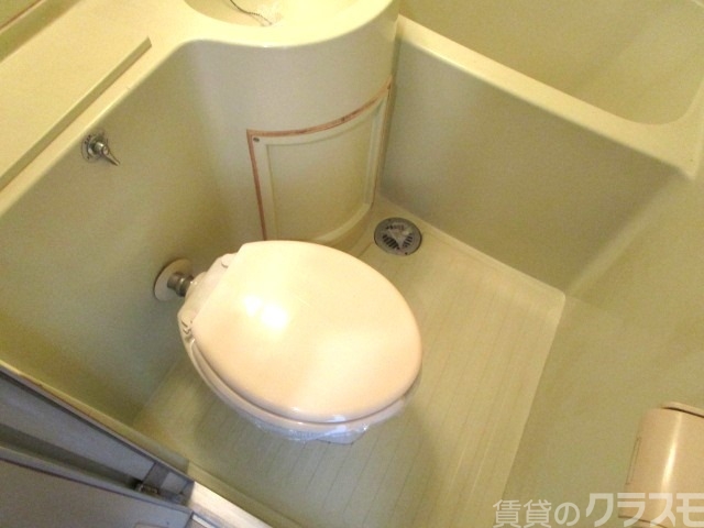 トイレ　お掃除ファイトです。