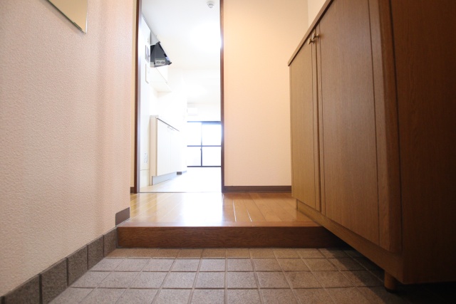 玄関　※別室参考写真