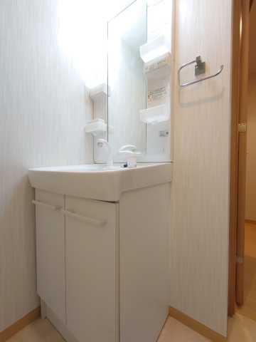 洗面設備　別部屋同タイプ部屋の参考写真となります。