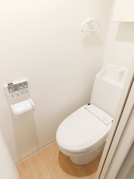 トイレ　※他部屋参考写真