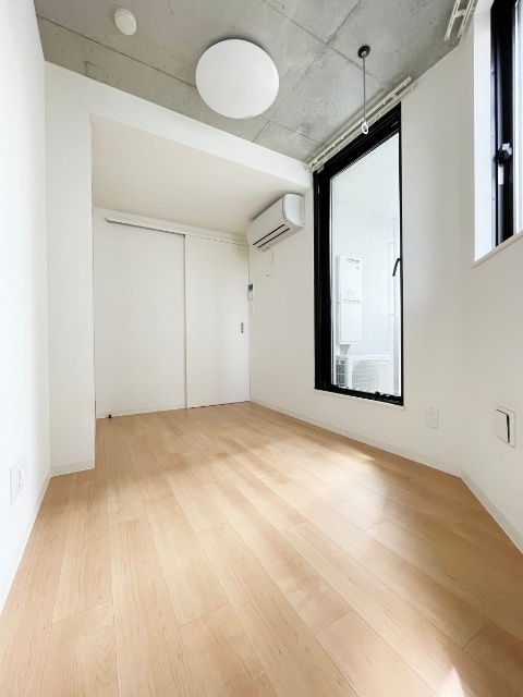 居室・リビング　※他部屋参考写真