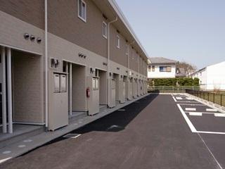玄関　1Ｆ2Ｆの玄関は、1Ｆにあります