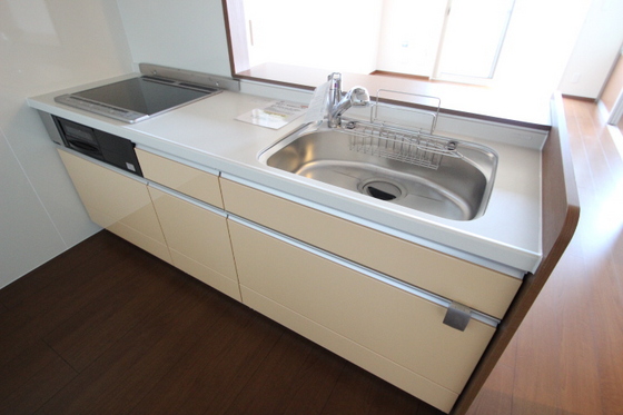 キッチン　※別部屋の写真です