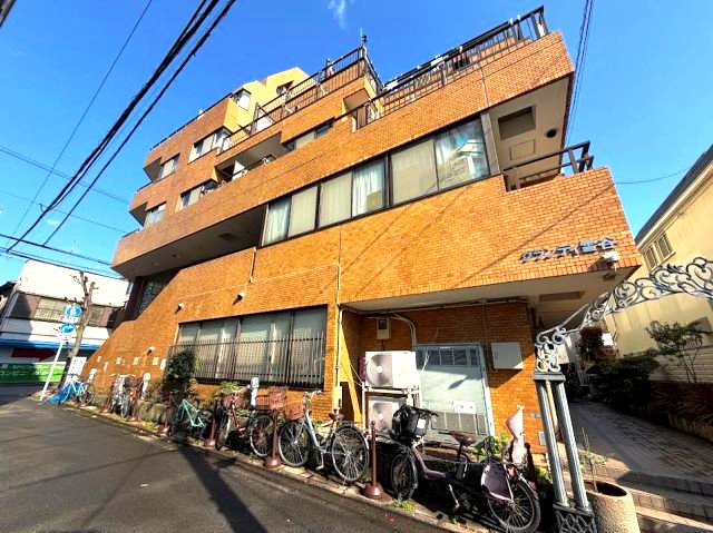 建物外観　外はこのようになっています