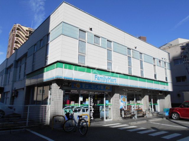 コンビニ　ファミリーマート石城町店（コンビニ）まで64m