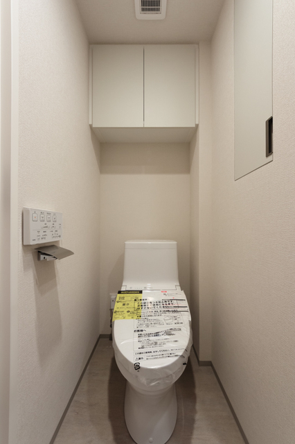 トイレ　※写真は同タイプ住戸です。