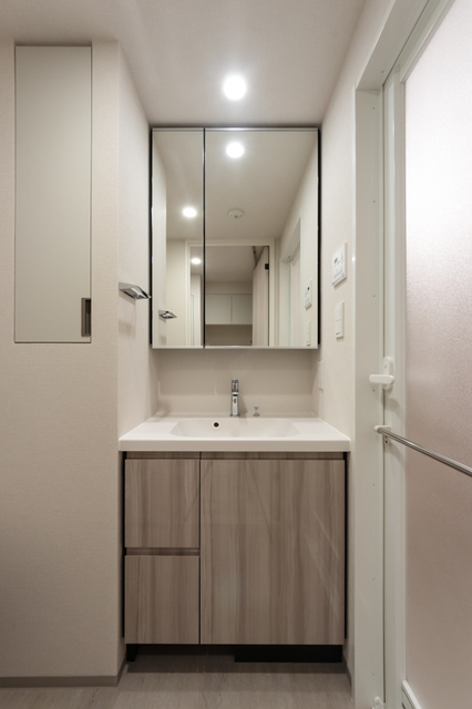 洗面設備　※写真は同タイプ住戸です。