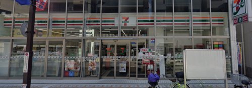コンビニ　セブンイレブン横浜藤棚商店街店（コンビニ）まで306m