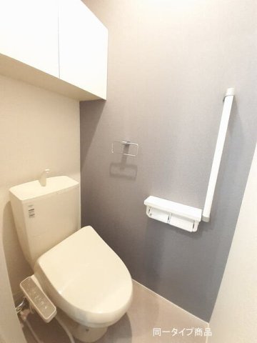 トイレ　トイレもきれいです