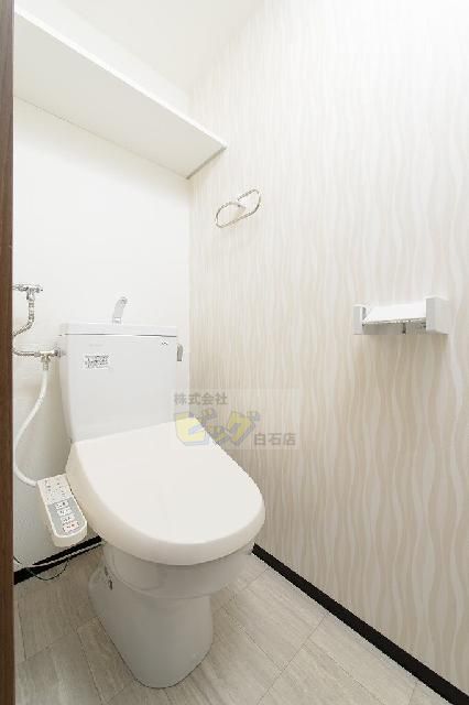 トイレ　ウォシュレット付きのトイレです♪