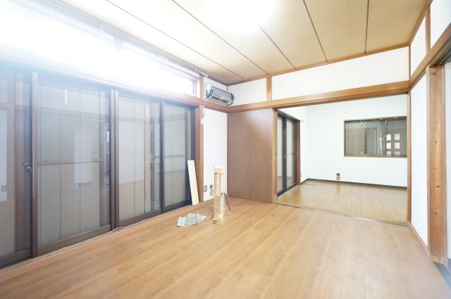 居室・リビング　水曜日、営業時間外もご相談ください！