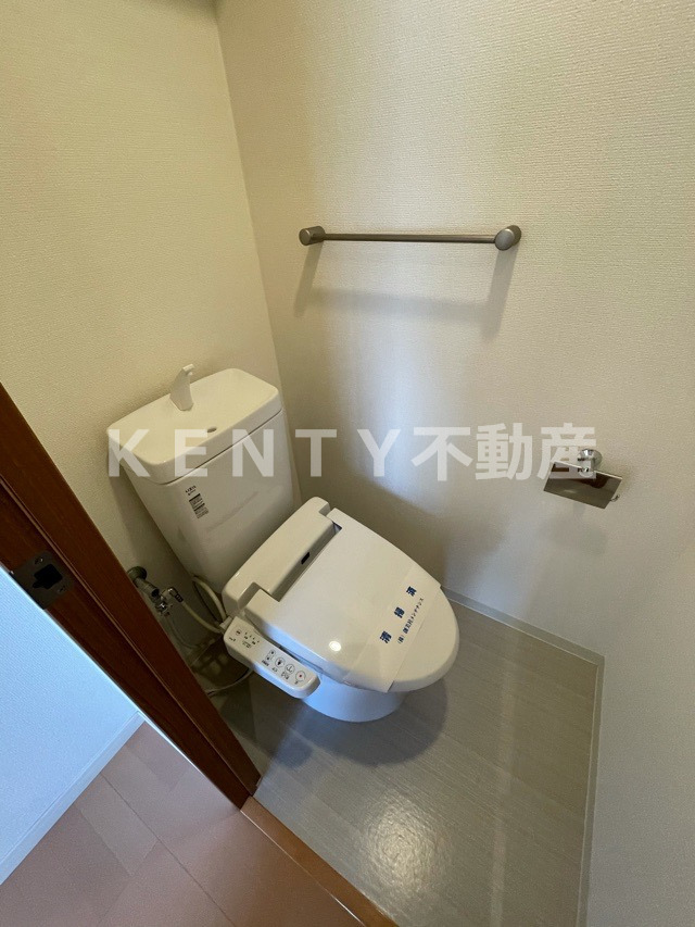 トイレ　コンパクトで使いやすいトイレです