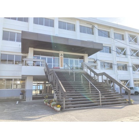 コンビニ　ファミリーマート日出豊岡店（コンビニ）まで1274m