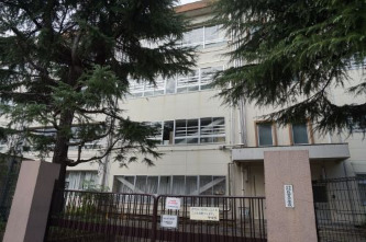 中学校　川崎市立住吉中学校（中学校）まで988m