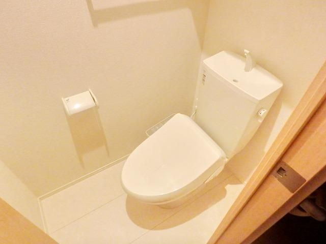 トイレ　★シャワー付きトイレ★