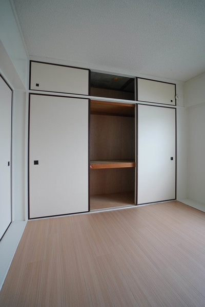 収納　同じ建物の別なお部屋