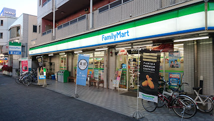 コンビニ　ファミリーマート 堀田駅前店（コンビニ）まで563m