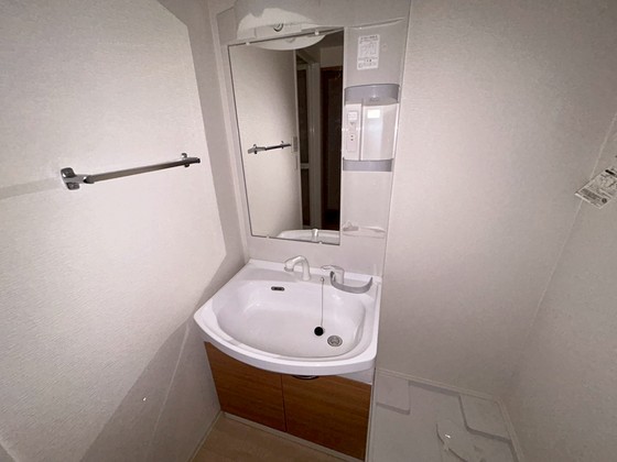 洗面設備　※別部屋の写真です