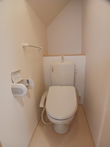 トイレ　コンパクトで使いやすいトイレです