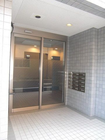 エントランス　エントランス