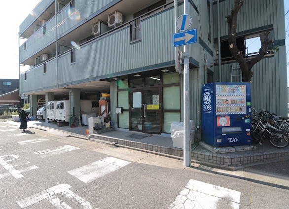 飲食店　栗侍（飲食店）まで102m
