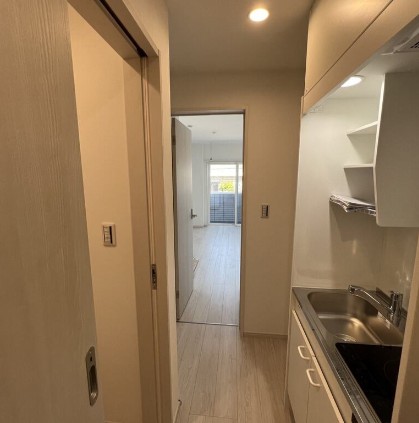 玄関　別部屋参考写真となります