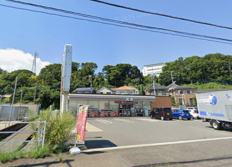 コンビニ　セブンイレブン 厚木恩名片岸店（コンビニ）まで843m